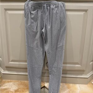 Outdoor Voices Women’s Light Gray Joggers